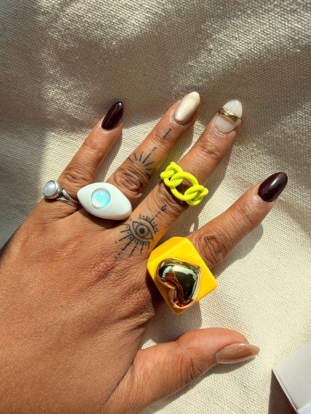 Korean finger rings
